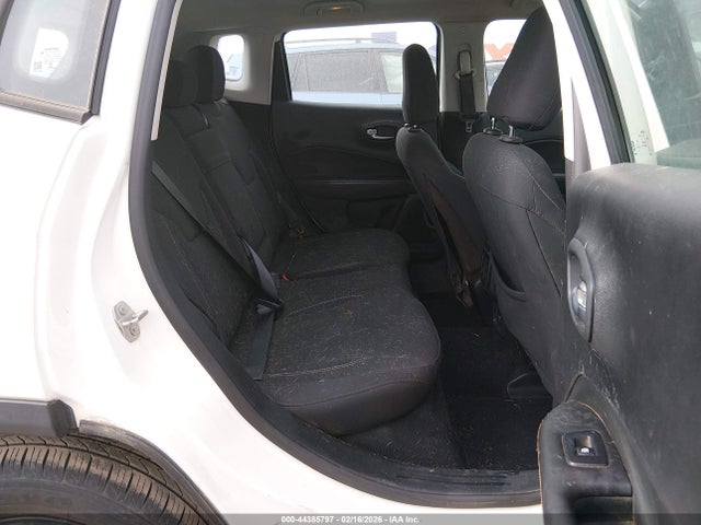 3C4NJCAB0JT263288 Jeep Compass Sport Fwd