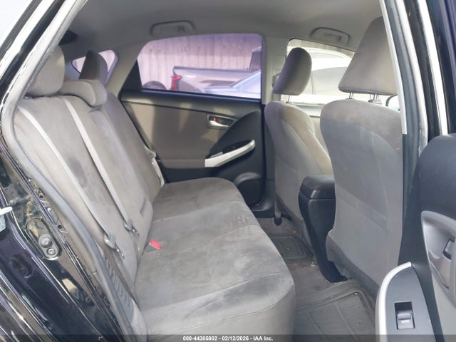 Toyota Prius Two 2015 JTDKN3DU3F1871924 Image 8
