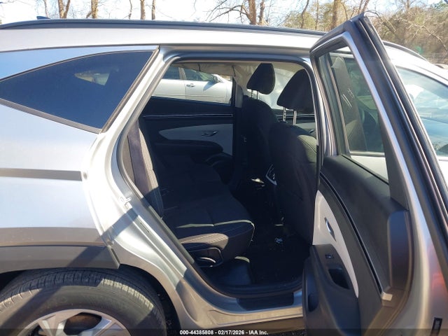 Hyundai TUCSON SEL 2023 5NMJB3AE3PH240051 Image 8