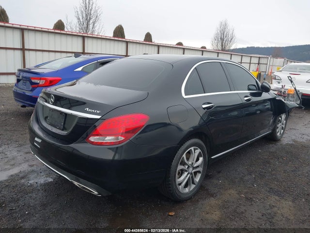 55SWF4KB6GU109247 Mercedes-Benz C 300 4matic