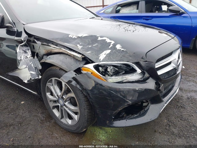 55SWF4KB6GU109247 Mercedes-Benz C 300 4matic