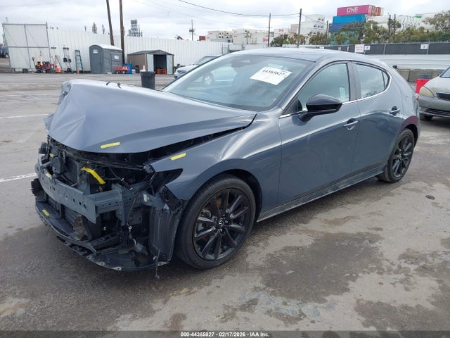 JM1BPBLM0R1703815 Mazda Mazda3 2.5 S Carbon Edition