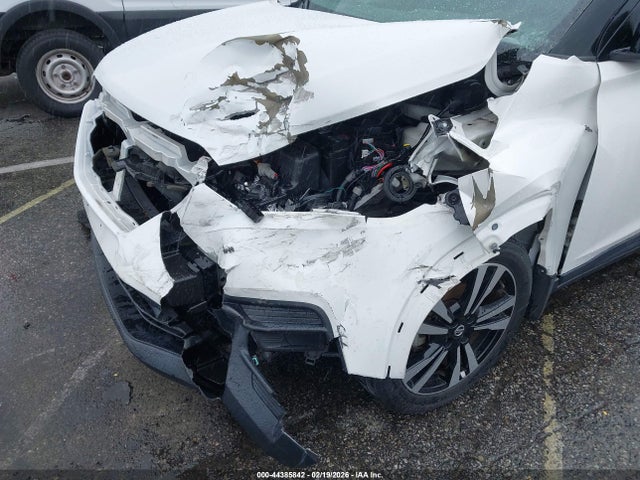 3N1CP5CU6JL519209 Nissan KICKS SV