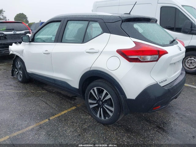 3N1CP5CU6JL519209 Nissan KICKS SV