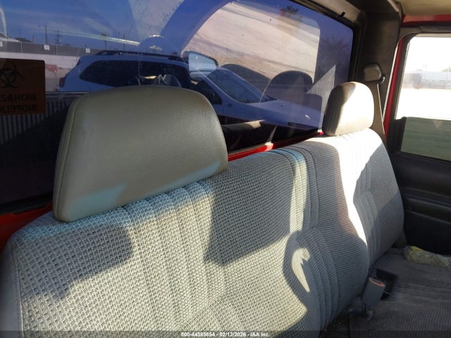 Продаж на аукціоні авто 1998 Chevrolet C1500 Fleetside W/t, vin: 1GCEC14W2WZ262706, номер лоту: 44385854