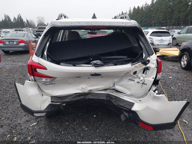 JF2SKAKC9RH471242 Subaru Forester Limited