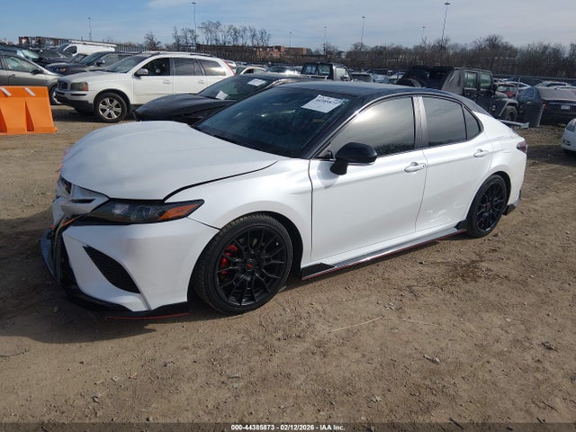 4T1KZ1AK5NU060324 Toyota CAMRY TRD