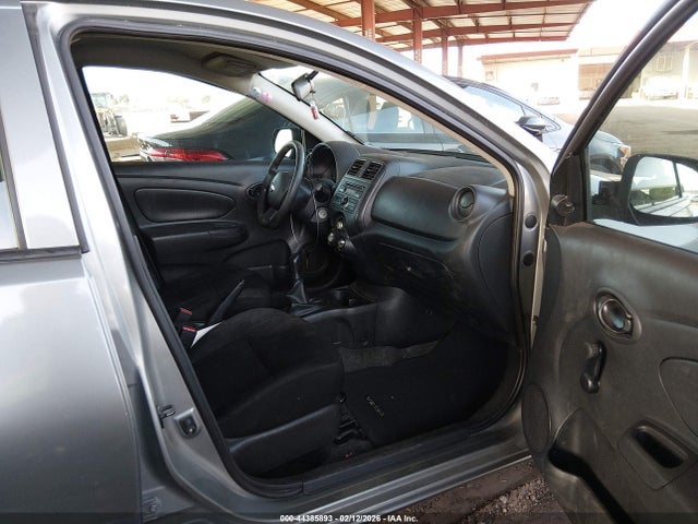 3N1CN7AP3EL868719 Nissan Versa 1.6 S