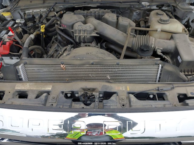 1FDRF3G68GEA45424 Ford F-350 Chassis Xlt