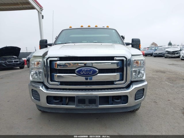 1FDRF3G68GEA45424 Ford F-350 Chassis Xlt