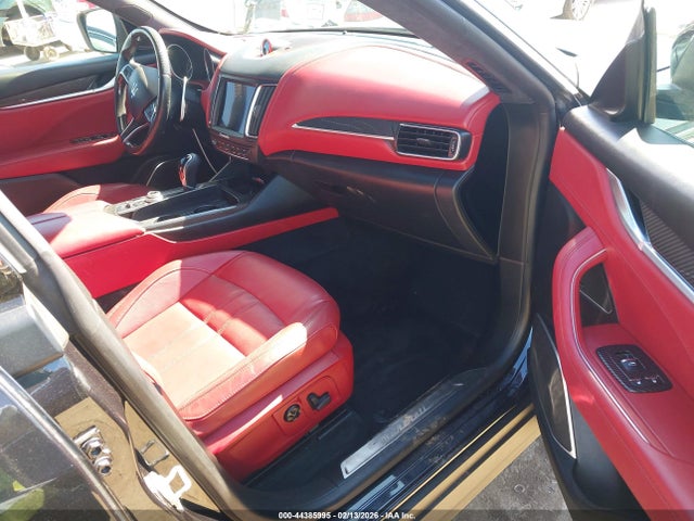 ZN661YUS0HX234111 Maserati LEVANTE S