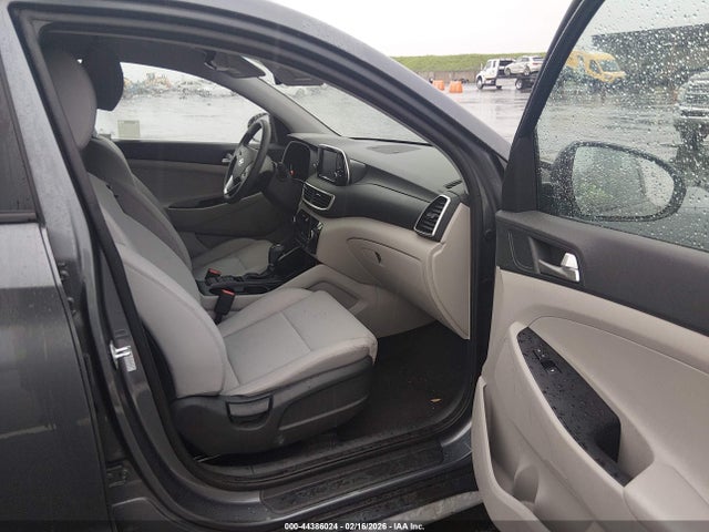 KM8J33AL0KU898726 Hyundai TUCSON SEL