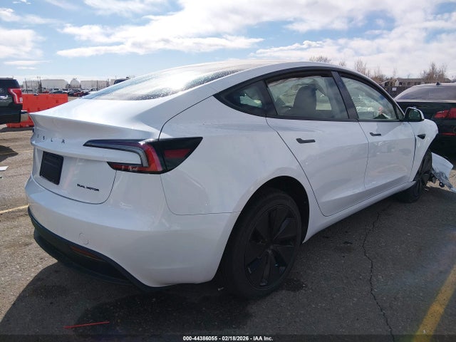 2026 Tesla Model 3 Premium All-wheel Drive მანქანა იყიდება აუქციონზე, vin: 5YJ3E1EB5TF121532, აუქციონის ნომერი: 44386055