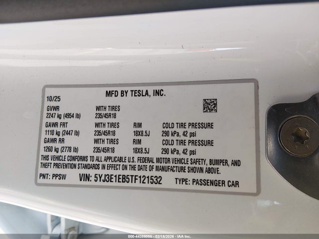 2026 Tesla Model 3 Premium All-wheel Drive მანქანა იყიდება აუქციონზე, vin: 5YJ3E1EB5TF121532, აუქციონის ნომერი: 44386055