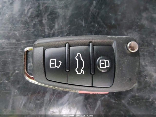 2016 AUDI Q3 WA1GFCFS4GR000848 Photo 10