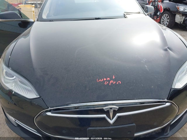 2015 TESLA MODEL S 5YJSA1H22FFP80062 Photo 9