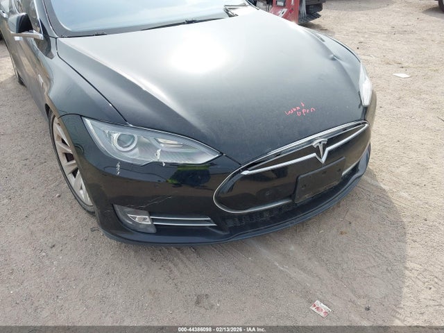 2015 TESLA MODEL S 5YJSA1H22FFP80062 Photo 5