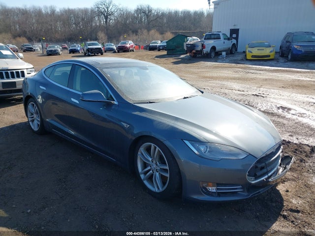 2014 TESLA MODEL S 5YJSA1H19EFP44200 Photo 0