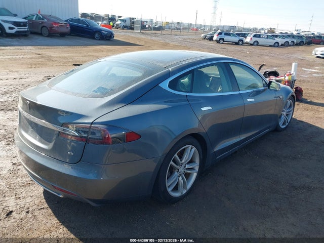 2014 TESLA MODEL S 5YJSA1H19EFP44200 Photo 3