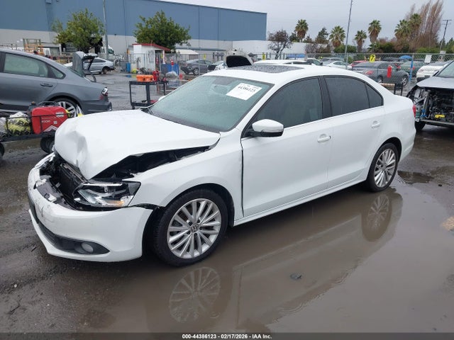 3VWL17AJ5EM408571 Volkswagen Jetta 1.8t Sel