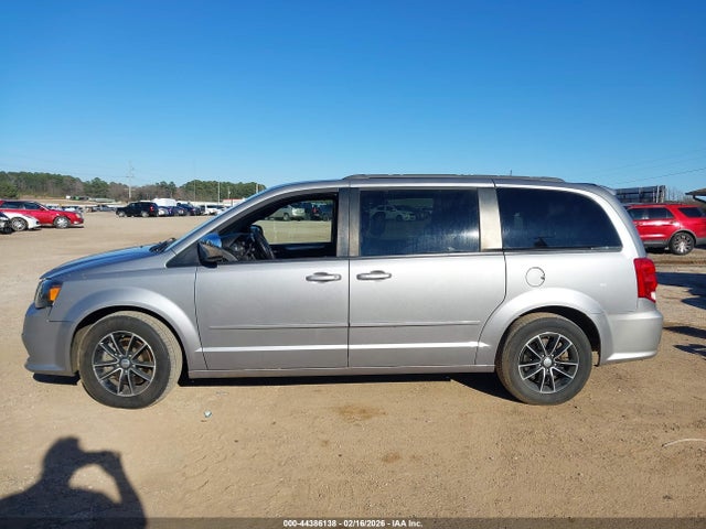 2C4RDGEG6GR329215 Dodge Grand Caravan R/t