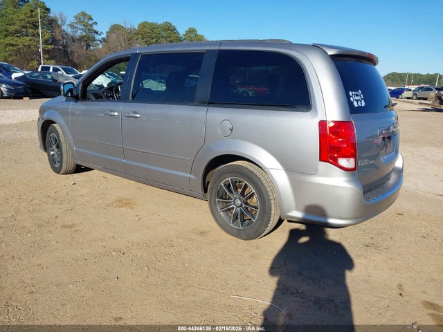 2C4RDGEG6GR329215 Dodge Grand Caravan R/t