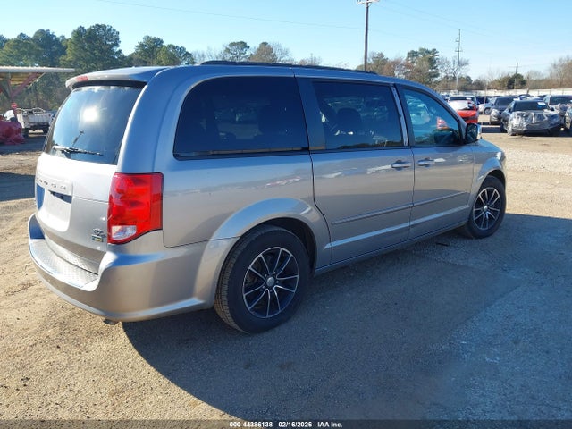 2C4RDGEG6GR329215 Dodge Grand Caravan R/t