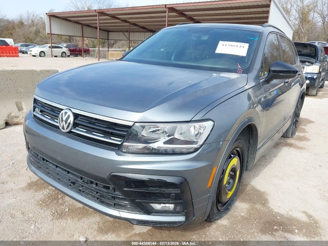 3VV2B7AX6MM065043 Volkswagen Tiguan 2.0t Se/2.0t Se R-line Black/2.0t Sel
