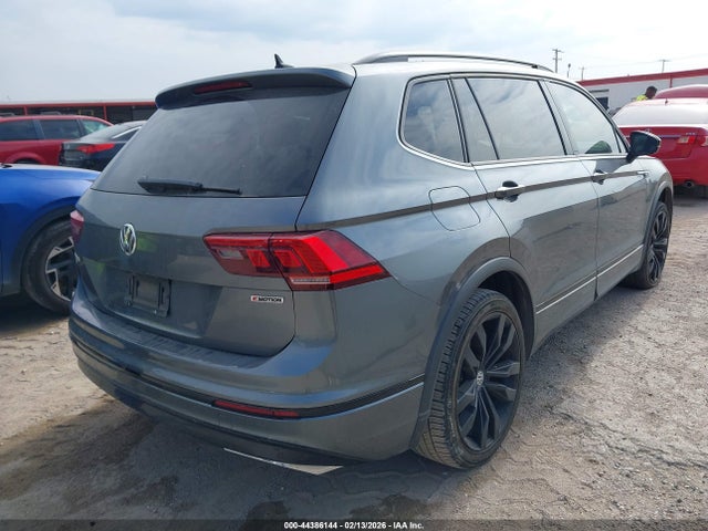 3VV2B7AX6MM065043 Volkswagen Tiguan 2.0t Se/2.0t Se R-line Black/2.0t Sel