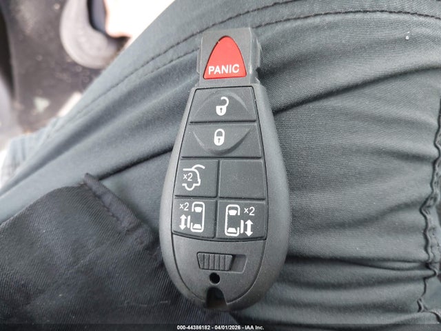 2014 CHRYSLER TOWN & COUNTRY 2C4RC1BG2ER164538 Photo 10