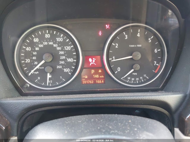 44386208 :رقم المزاد ، WBAVB17536NK40689 vin ، 2006 Bmw 325i مزاد بيع
