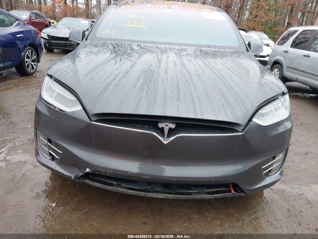 Продажа на аукционе авто 2016 Tesla Model X 60d/70d/75d/90d/p100d, vin: 5YJXCBE21GF027909, номер лота: 44386210
