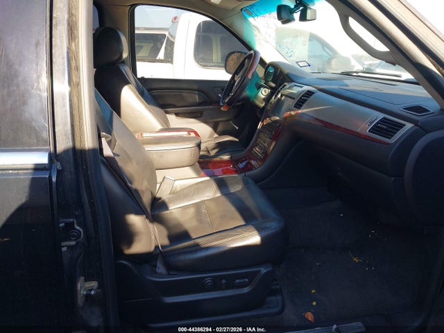 2010 CADILLAC ESCALADE ESV 1GYUCJEF1AR156230 Photo 4