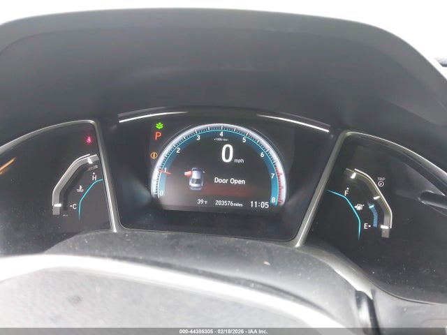 44386305 :رقم المزاد ، 19XFC2F72JE209041 vin ، 2018 Honda Civic Ex مزاد بيع