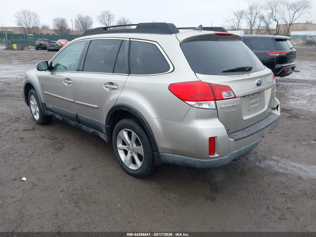 Subaru Outback 3.6r Limited 2014 4S4BRDMC9E2249852 Image 3