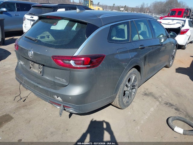 2018 Buick Regal Tourx Essence მანქანა იყიდება აუქციონზე, vin: W04GV8SX9J1135329, აუქციონის ნომერი: 44386472