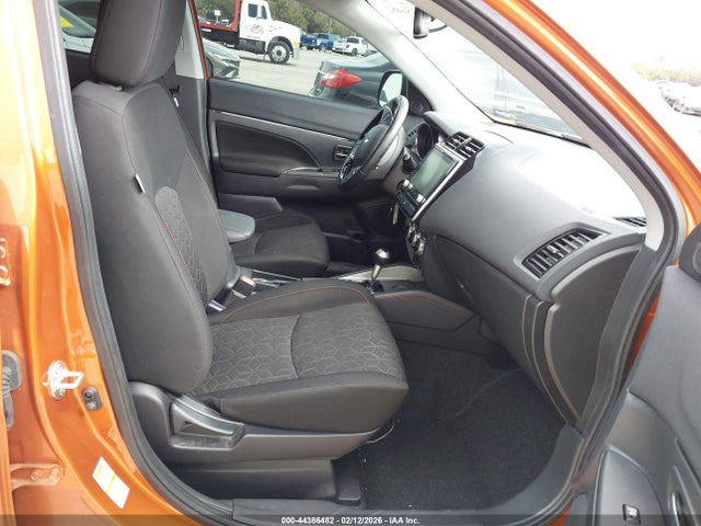 2022 MITSUBISHI OUTLANDER SPORT JA4APUAU9NU011422 Photo 4