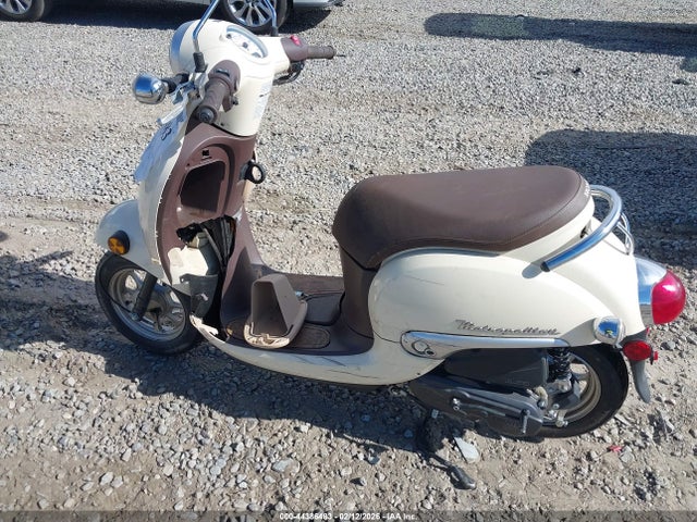 Honda NCW50 2018 JH2AF7714JK200712 Image 13