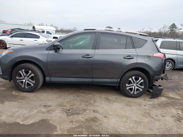 Toyota RAV4 LE 2017 2T3BFREV1HW604874 Image 15