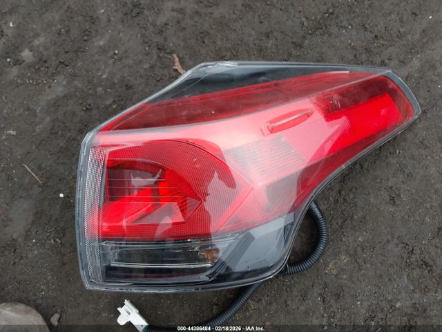 Toyota RAV4 LE 2017 2T3BFREV1HW604874 Image 12