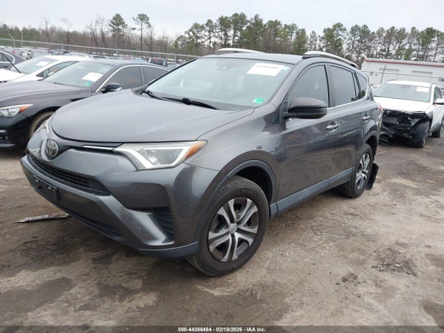 Toyota RAV4 LE 2017 2T3BFREV1HW604874 Image 2