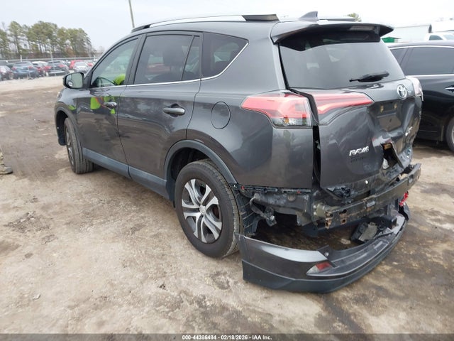 Toyota RAV4 LE 2017 2T3BFREV1HW604874 Image 3