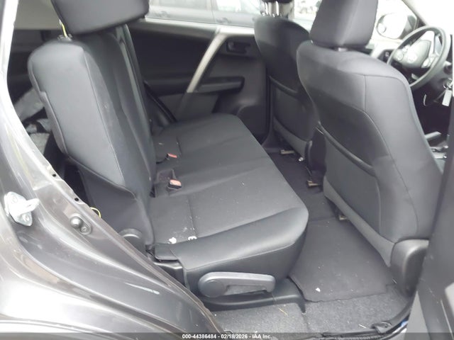 Toyota RAV4 LE 2017 2T3BFREV1HW604874 Image 8