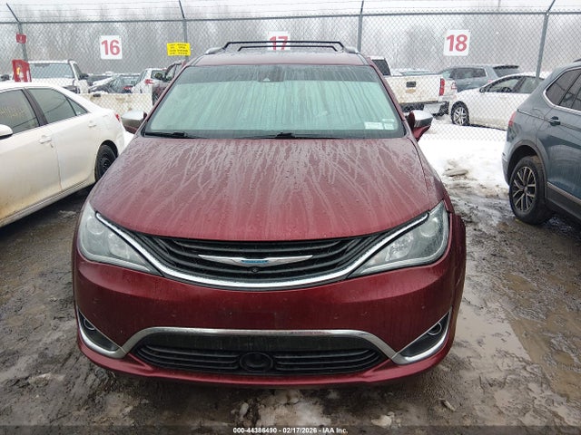 2017 Chrysler Pacifica Hybrid Platinum მანქანა იყიდება აუქციონზე, vin: 2C4RC1N74HR709512, აუქციონის ნომერი: 44386490
