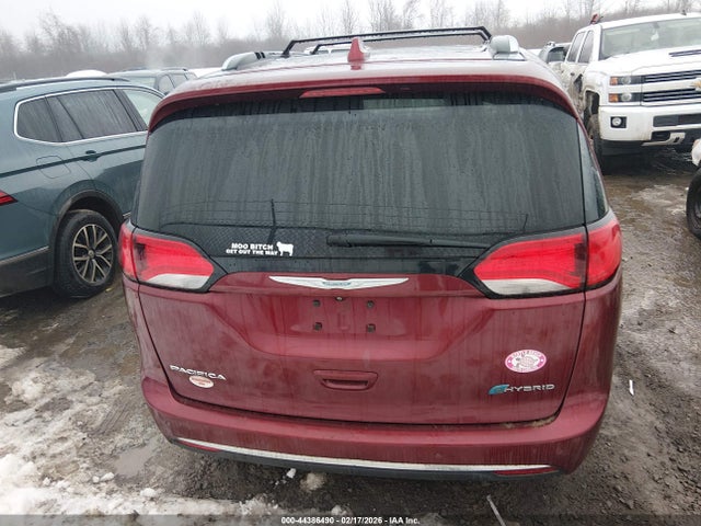 2017 Chrysler Pacifica Hybrid Platinum მანქანა იყიდება აუქციონზე, vin: 2C4RC1N74HR709512, აუქციონის ნომერი: 44386490