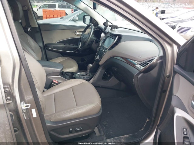 2017 HYUNDAI SANTA FE SPORT 5XYZU3LB0HG407378 Photo 4