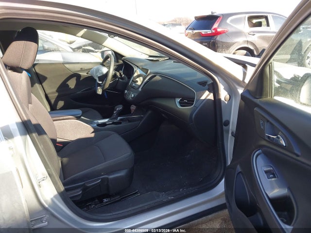 2022 CHEVROLET MALIBU 1G1ZD5ST4NF152344 Photo 4