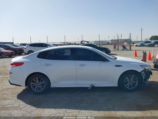2020 Kia Optima Lx მანქანა იყიდება აუქციონზე, vin: 5XXGT4L37LG431487, აუქციონის ნომერი: 44386525