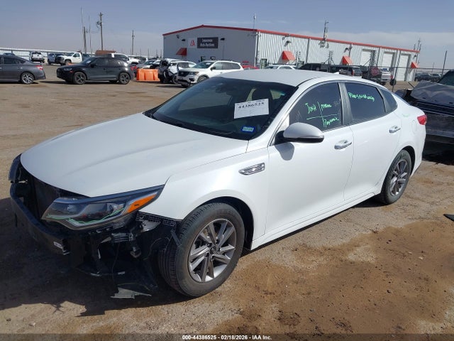 2020 Kia Optima Lx მანქანა იყიდება აუქციონზე, vin: 5XXGT4L37LG431487, აუქციონის ნომერი: 44386525