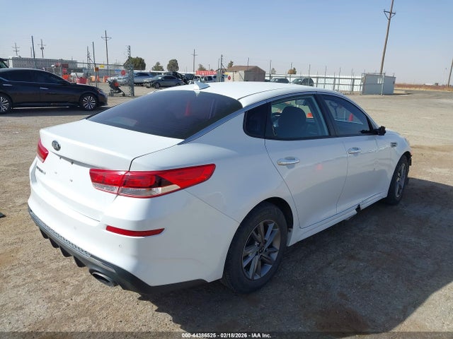 2020 Kia Optima Lx მანქანა იყიდება აუქციონზე, vin: 5XXGT4L37LG431487, აუქციონის ნომერი: 44386525